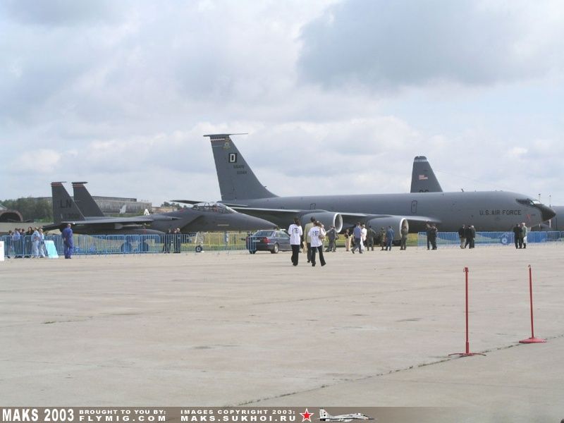 KC-135 Stratotanker along with other US airforce planes.