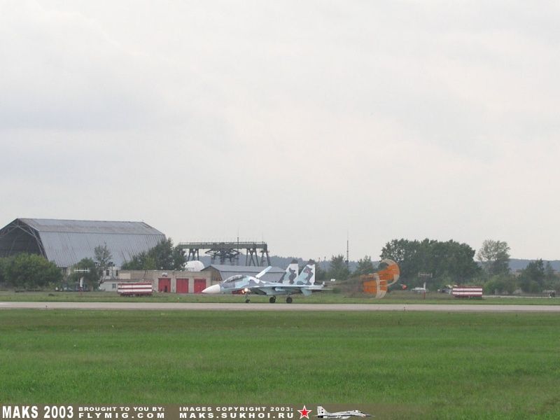 Su-30MK Super Flanker landed.